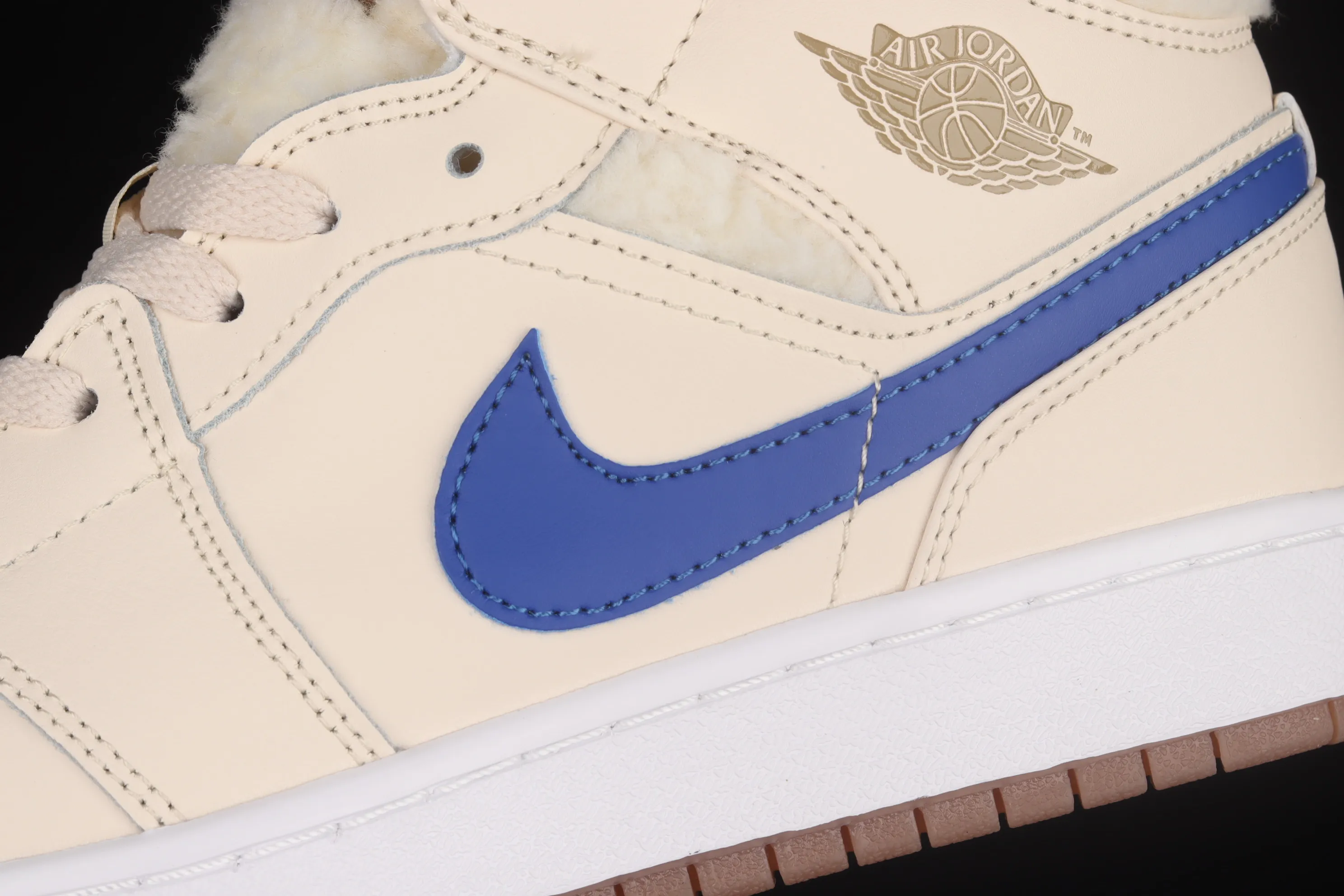 All Categories Air Jordan Jordan Series Basketball Shoes Air Jordan 1 Mid Air Jordan 1 Mid AJ1 Pearl Milk Tea Zhongbang Basketball Shoes DO2207-264